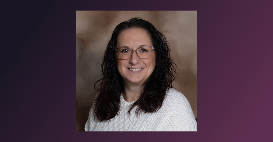 Sarah Shaw, Personal Banker headshot over purple gradient background